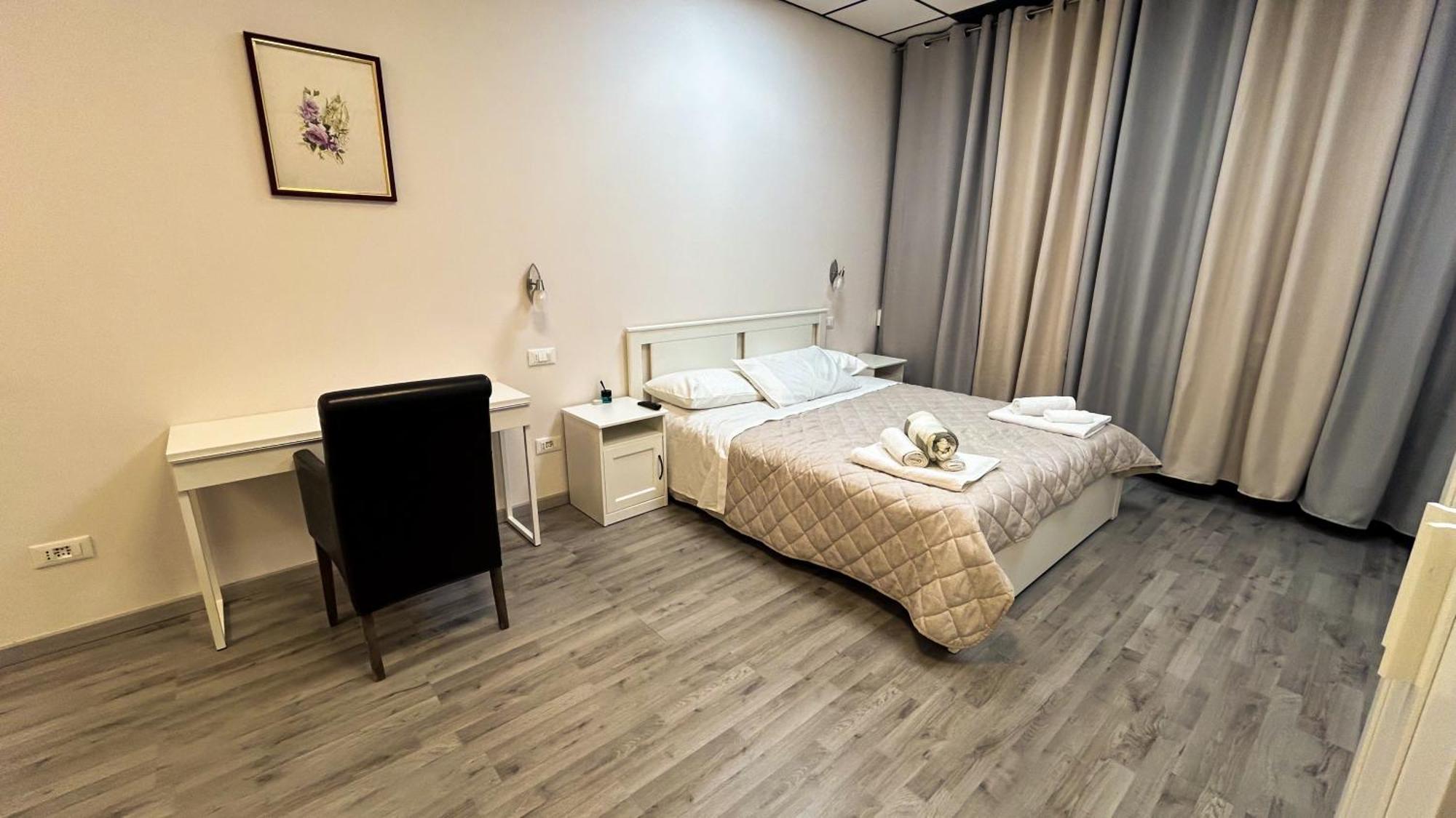 Loft Office 17 Ξενοδοχείο Καστέλ Ματζιόρε Εξωτερικό φωτογραφία